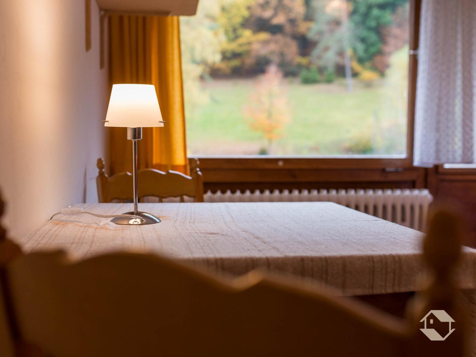 Enri Theater & Pension Bruderhaus Altensteig Rum bild