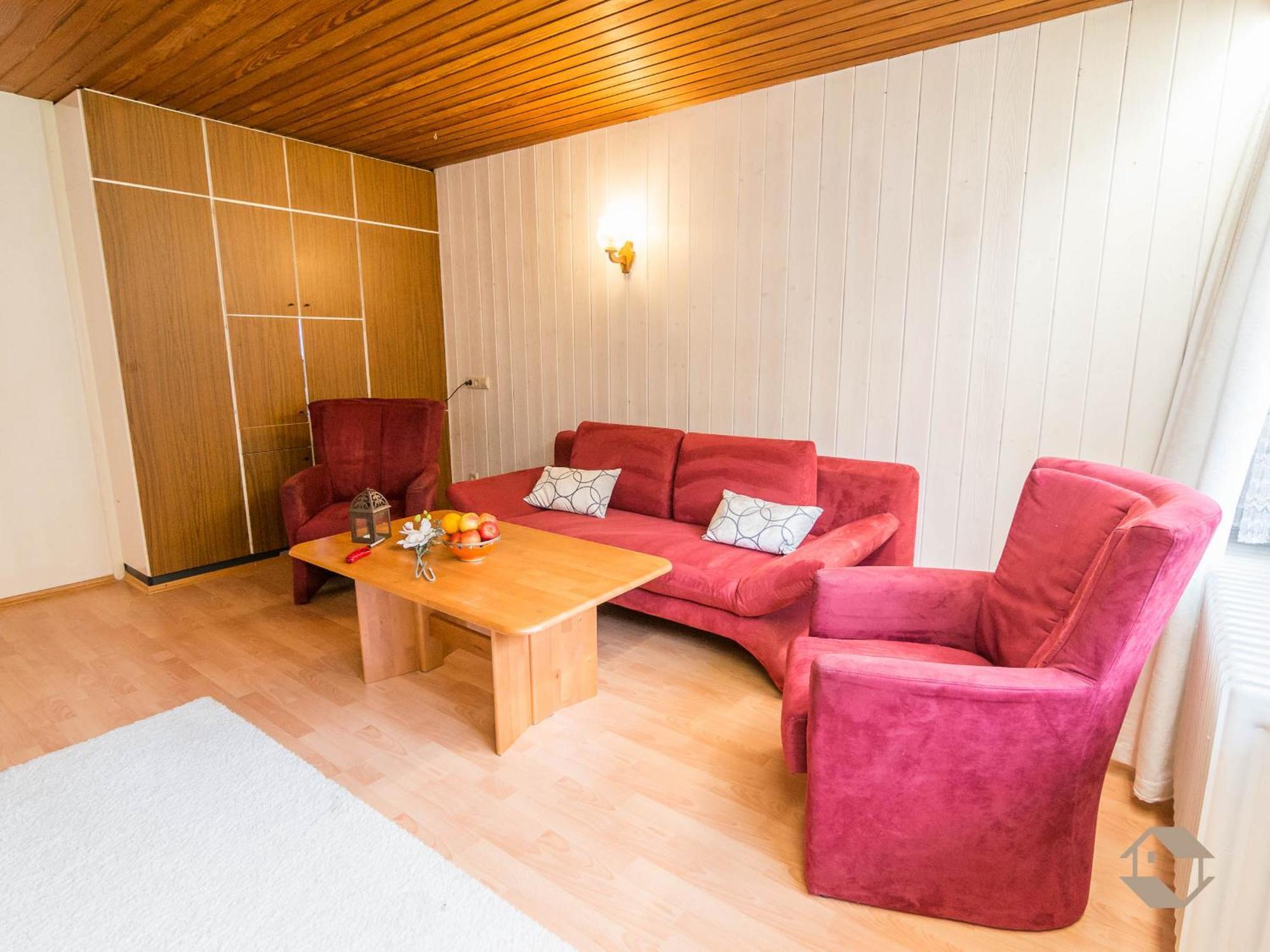 Enri Theater & Pension Bruderhaus Altensteig Rum bild